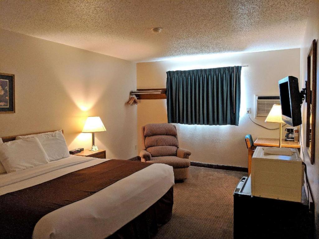 Americas Best Value Inn Torrington Luaran gambar
