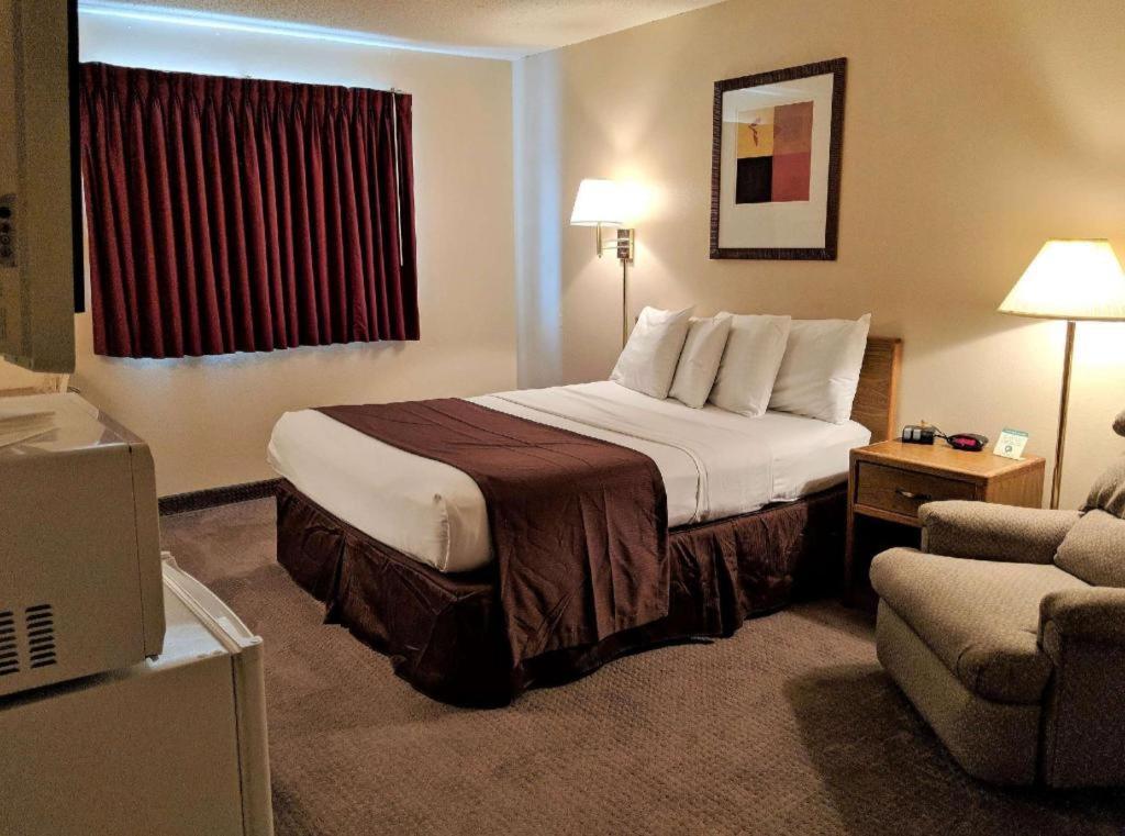Americas Best Value Inn Torrington Luaran gambar