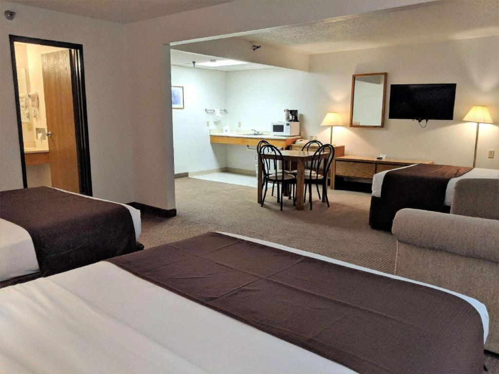 Americas Best Value Inn Torrington Luaran gambar